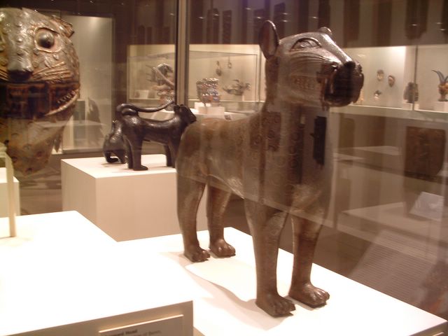photo of African art at the Metropolitan Museum of Art, NYC