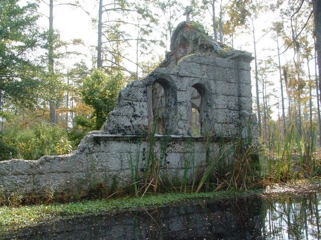 photo of Ruins, Cypress Gardens