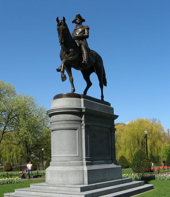 Photo of a statue