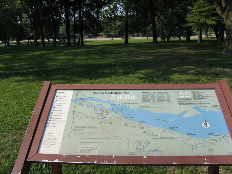 photo of Starved Rock State Park trail map